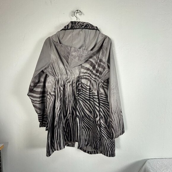 Dorman Womens Zebra Print Button Front Hooded Coat Jacket Medium Gray Pockets - Picture 2 of 11